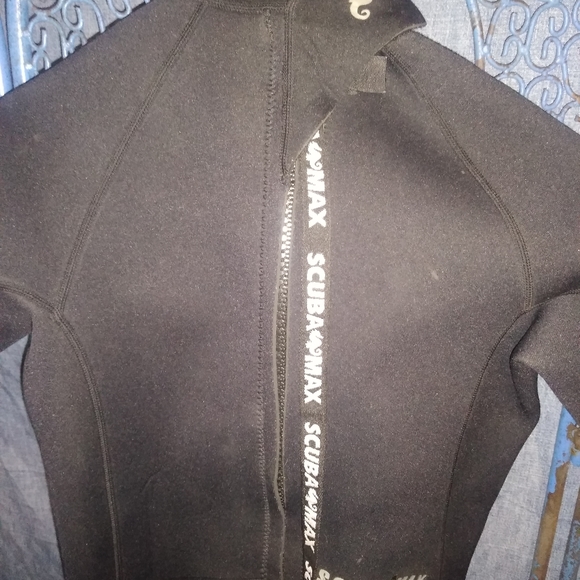 Scuba Max scuba suit Size small - Picture 8 of 10